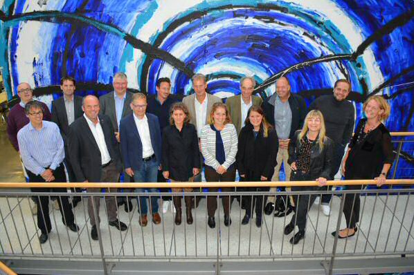 Gruppenbild mit den Verantwortlichen des  IBH-Labs KMUdigital 